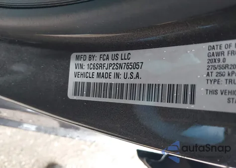 2025 Ram 1500 Laramie 4X4 5'7 Box z USA, uszkodzony, nr VIN 1C6SRFJP2SN765057